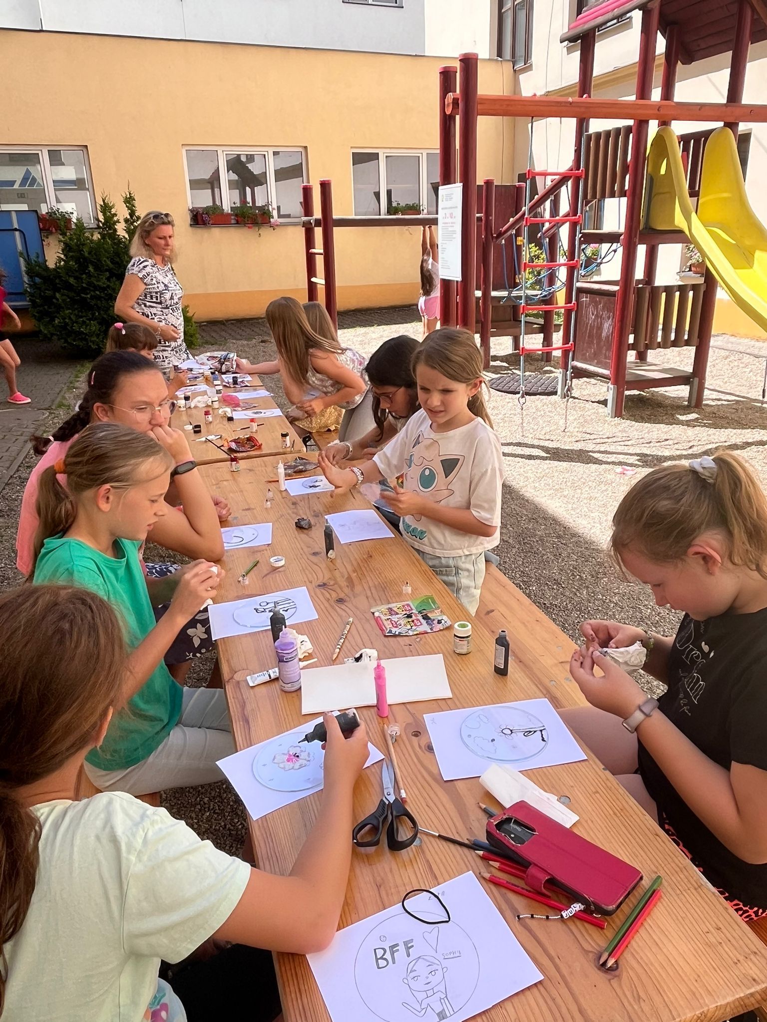 PT Dívčí duhová dílna